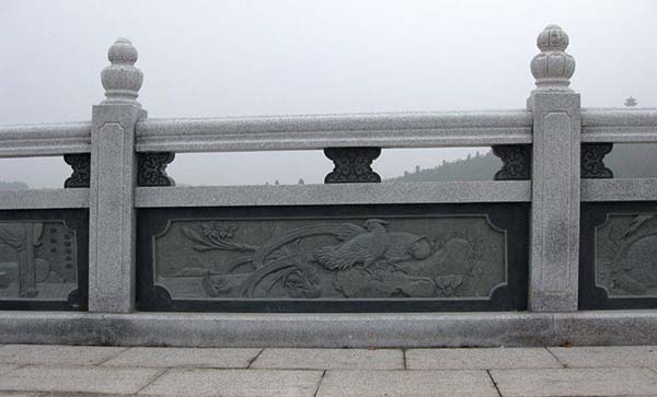  石头栏杆一般用在哪些地方？